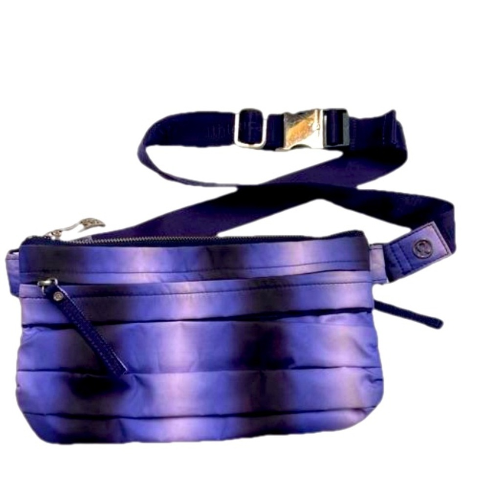 Lululemon Travel Pooch VII Fanny Pack Belt Bag Dog Walking Travel 3 Zip Pockets